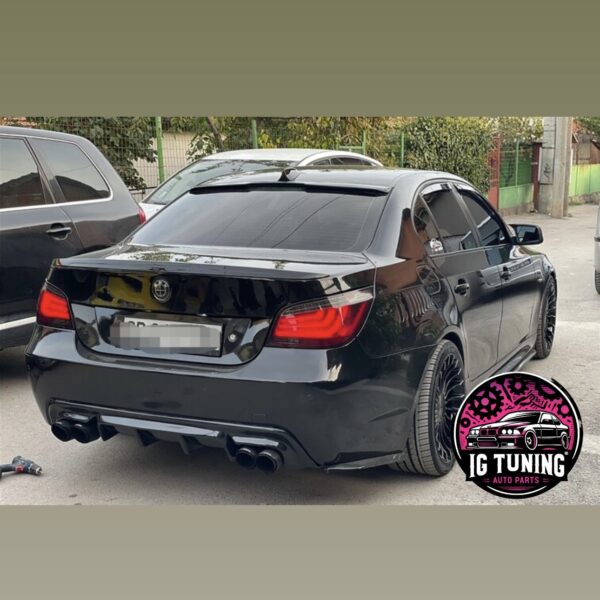 Двоен дифузьор за BMW E60